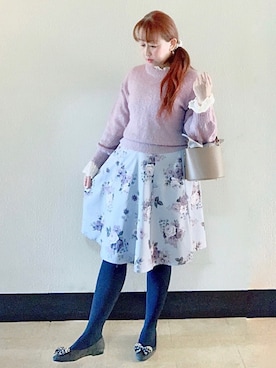 「tocco closet（トッコ　クローゼット）のフラワープリントフレアスカート（スカート、グレー系）」を使った、♡ m i c h i ♡さん（レディース・158cm）の秋コーディネート