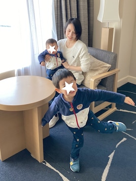 「MIKI HOUSE（ミキハウス）のアイテム（デニムパンツ）」を使った、Rio さん（レディース・160cm）の春コーディネート