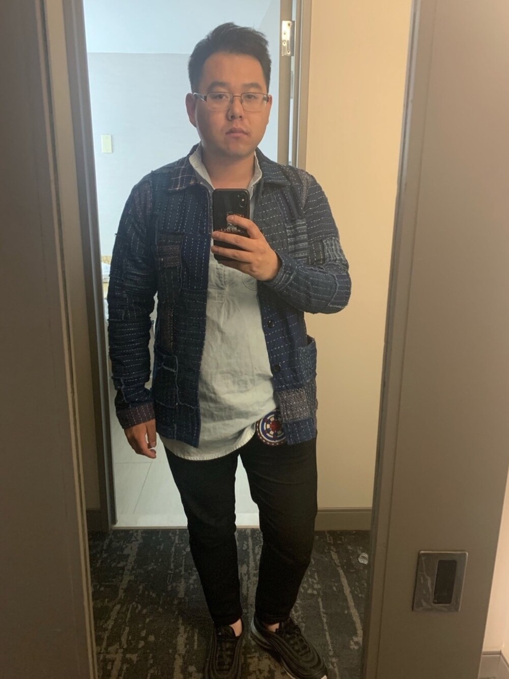 「KAPITAL、GAIJINMADE、blackmeans、NIKE、AcneStudios」｜「GAIJIN MADEのアイテム（ジャケット/アウター、ブルー系）」を使った、Brian Lyさん（メンズ・173cm）の春コーディネートの1枚目の写真