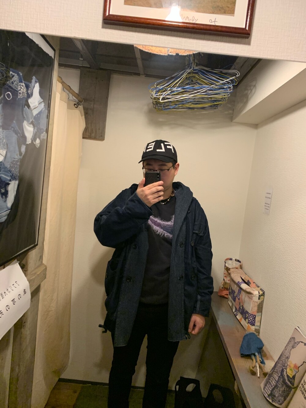 「HUMAN MADE、CACTUS PLANT FLEA MARKET、AMBUSH、KAPITAL、NIKE、ACNE、AcneStudios」｜「HUMAN MADEのアイテム（キャップ、ブラック系）」を使った、Brian Lyさん（メンズ・173cm）の春コーディネートの1枚目の写真
