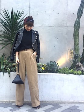 「TODAYFUL（トゥデイフル）のアイテム（ライダースジャケット）」を使った、YUKO さん（レディース・156cm）の冬コーディネート