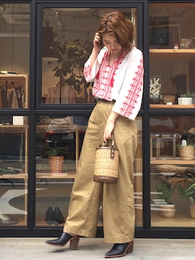 「アイテム（ブーティ）」を使った、YUKO さん（レディース・156cm）の春コーディネート