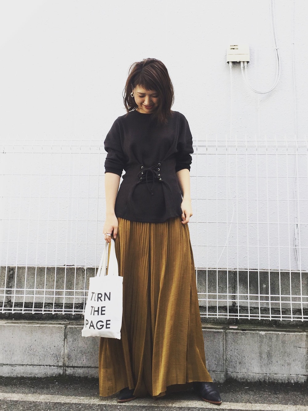 B00511 トゥデイフルTODAYFUL サテンプリーツワイドパンツ