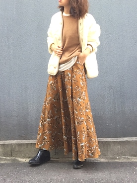 「アイテム（ミリタリージャケット）」を使った、YUKO さん（レディース・156cm）の秋コーディネート