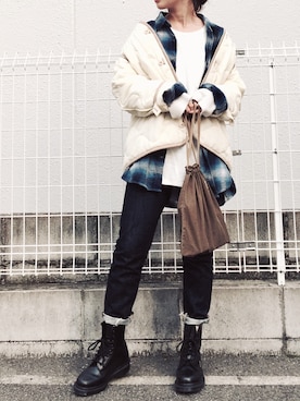 「アイテム（ミリタリージャケット）」を使った、YUKO さん（レディース・156cm）の秋コーディネート