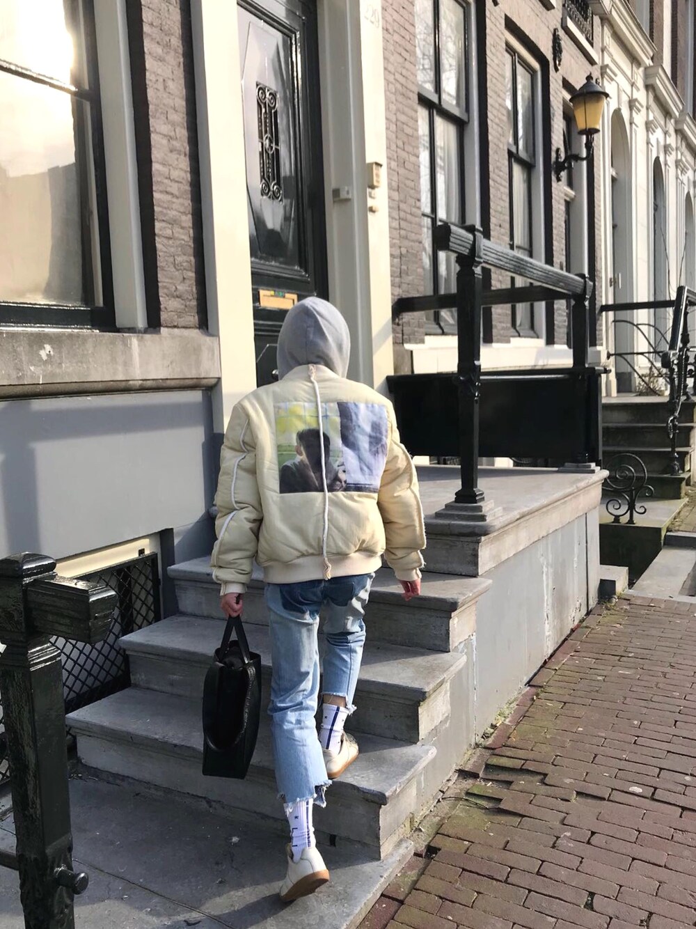 「komakino、ootd、vetements、acoldwall、men」｜「KOMAKINOのアイテム（MA-1、イエロー系）」を使った、じゃいれん / Jirehさん（メンズ・165cm）の春コーディネートの1枚目の写真