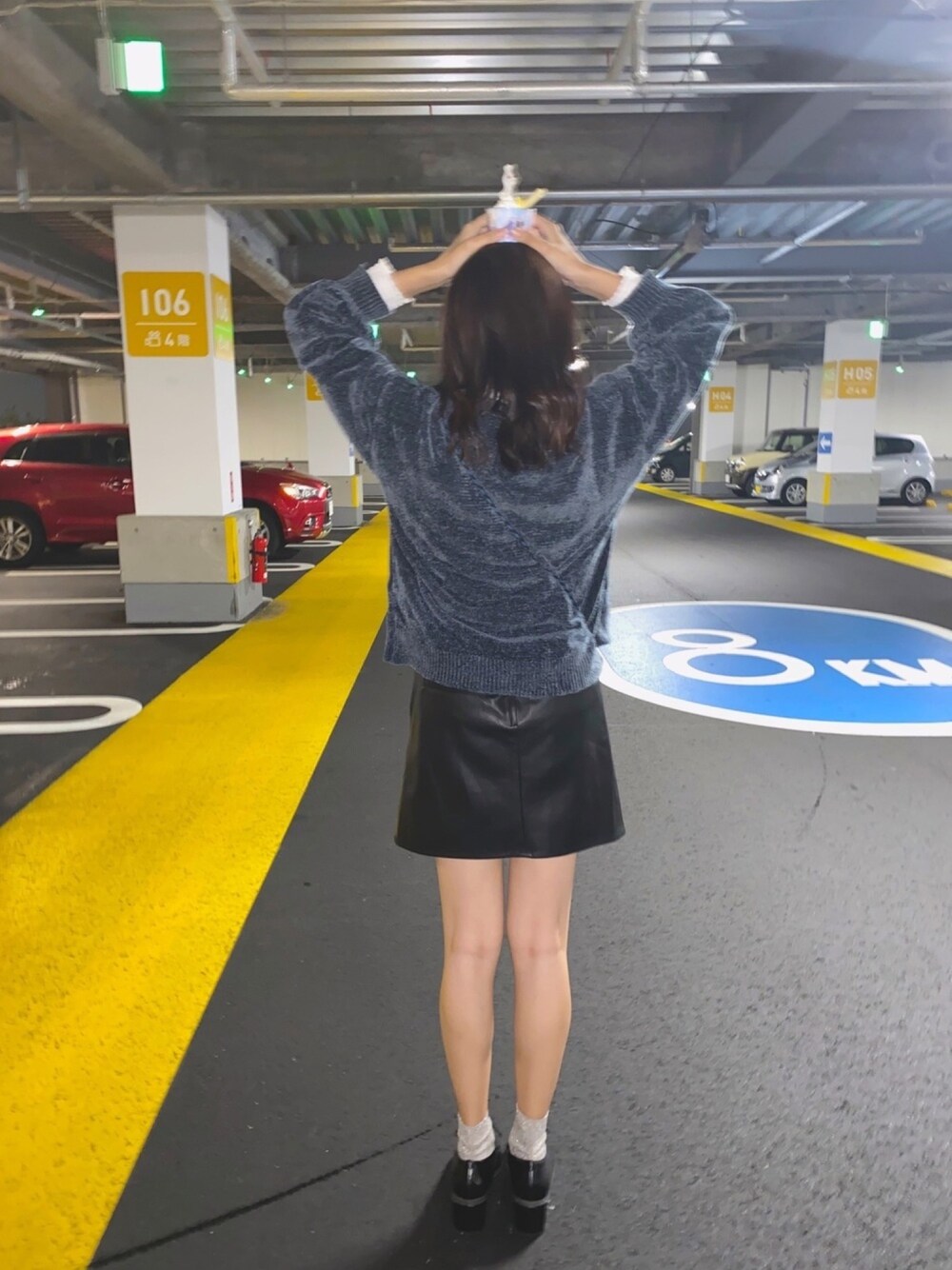「秋コーデ、お洒落さんとつながりたい、今日のコーデ、プチプラコーデ、スカート、アンジュルム、リリイベ」｜「GUのアイテム（トップス、ブルー系）」を使った、oriさん（レディース・167cm）の秋コーディネートの1枚目の写真