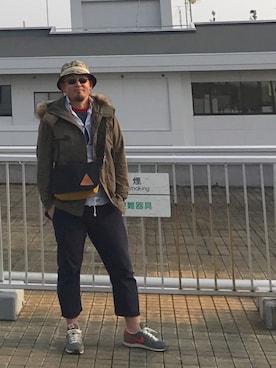 「wilson（ウィルソン）のアイテム（パンツ）」を使った、やすひろさん（メンズ・177cm）の春コーディネート