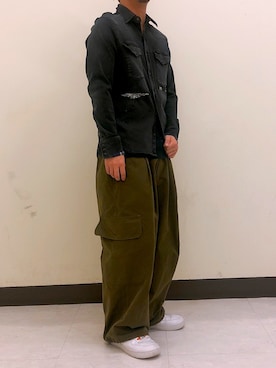 「surt（サート）のアイテム（トップス）」を使った、naoさん（メンズ・172cm）の春コーディネート