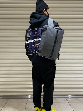 「B'2nd（ビーセカンド）のアイテム（パーカー）」を使った、naoさん（メンズ・172cm）の冬コーディネート