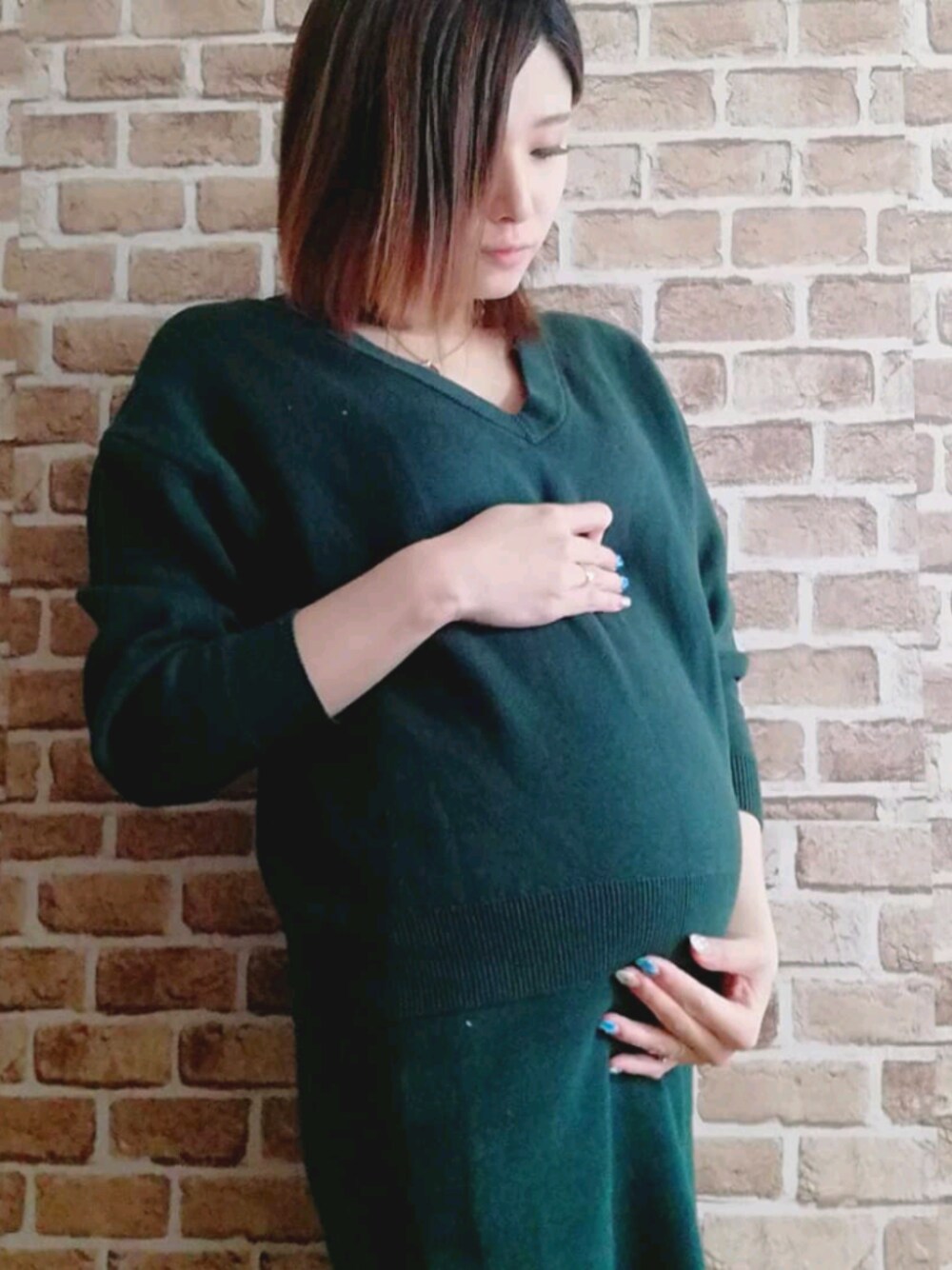 「オトナカジュアル、セットアップ、AZUL by moussy、妊婦、マタニティ、マタニティコーデ、カーキ、タイトスカート」｜「AZULのアイテム（ワンピース、グリーン系）」を使った、CHIHIROさん（レディース・163cm）の春コーディネートの1枚目の写真