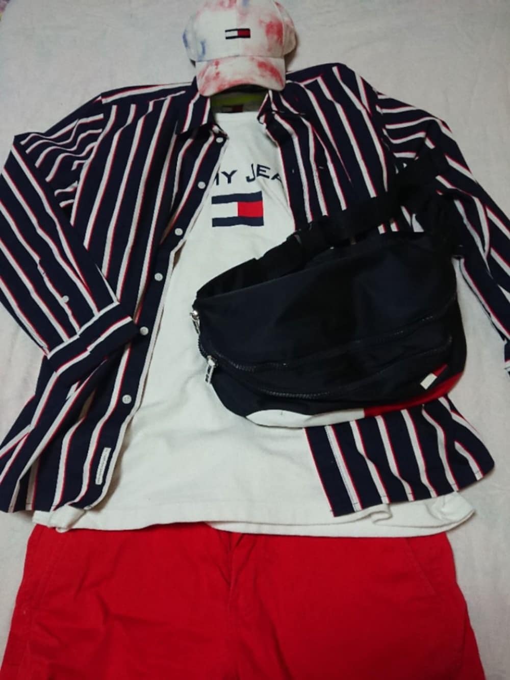 「tommy jeansのTommy Jeans クロスボディバックパック（ボディバッグ/ウエストポーチ、ブルー系）」を使った、akisatoさん（メンズ・170cm）の夏コーディネートの1枚目の写真