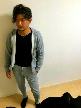 「gu パーカー」｜牧野頼人さん（メンズ・170cm）の秋コーディネート