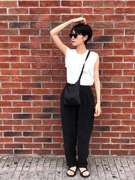 「HANES（ヘインズ）の【WEB限定】Hanes(ヘインズ) 2PスリーブレスTシャツ（Tシャツ/カットソー）」を使った、nanaho.さん（レディース・164cm）の夏コーディネート