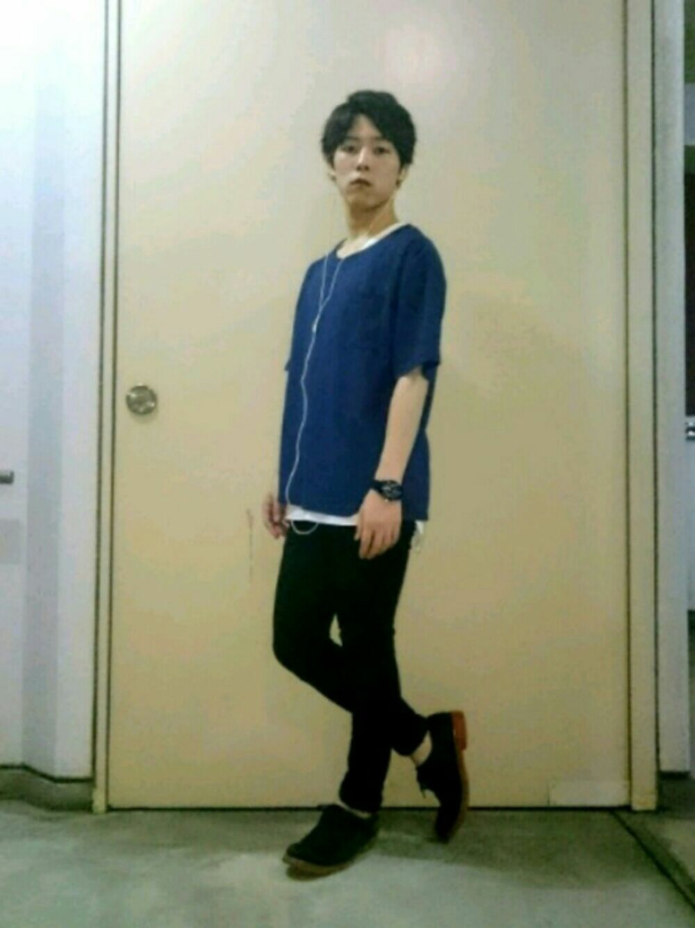 「夏セールで買いました、シンプル、黒スキニー、コーデュロイトップス、Right-on、LIDnM」｜「BACK NUMBERの【BACK NUMBER】「DRY LUSH」カノコTシャツ（Tシャツ/カットソー、ブルー系）」を使った、ryoseiさん（メンズ・167cm）の夏コーディネートの1枚目の写真