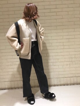 「NICE CLAUP（ナイスクラップ）のアイテム（パンツ）」を使った、chio¨̮⑅さん（レディース・166cm）の秋コーディネート