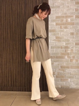 「earth music&ecology（アースミュージックアンドエコロジー）のアイテム（チュニック）」を使った、chio¨̮⑅さん（レディース・166cm）の春コーディネート