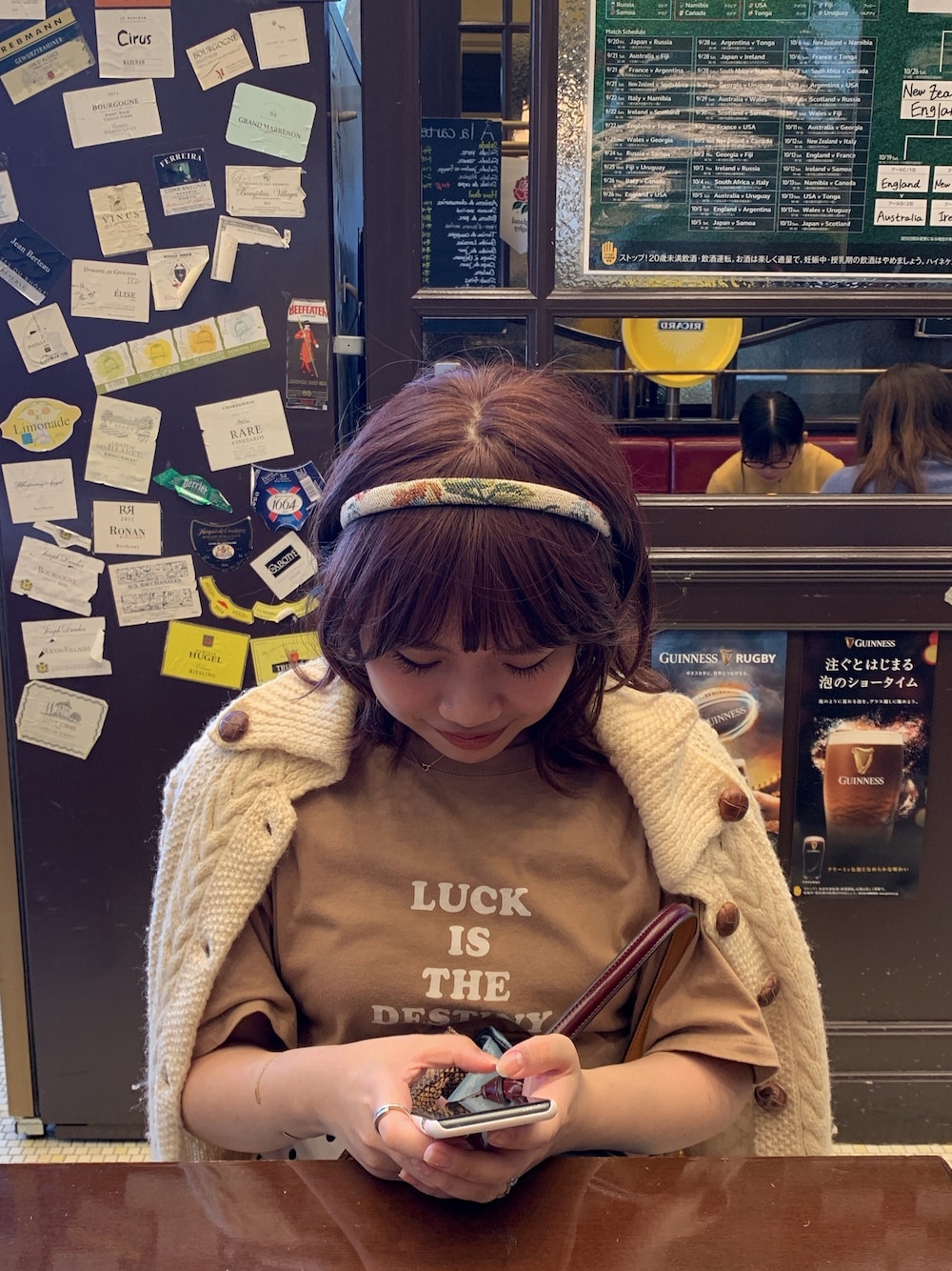 「ゆるコーデ、オトナカジュアル、秋冬コーデ、カジュアル、プチプラコーデ、休日スタイル、低身長、大人ガーリー、カチューシャ、白ニット」｜「LINEASTORIAのアイテム（ウィッグ、その他）」を使った、えかさん（レディース・153cm）の冬コーディネートの1枚目の写真