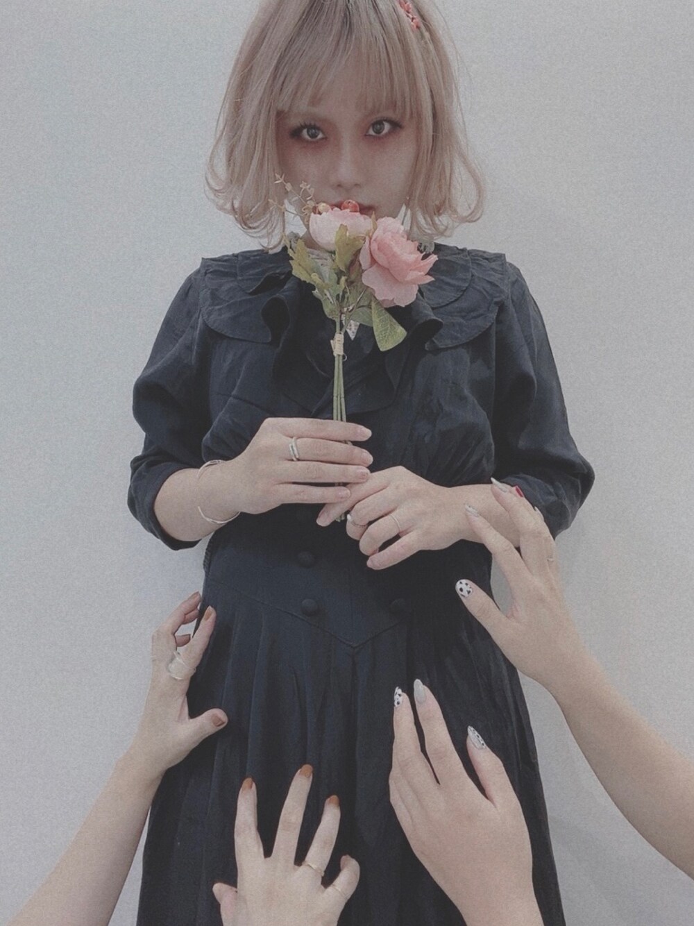 「wearhalloween2020、halloween、ホラーナイト、仮装、ハロウィン、ハロウィンコーデ、ウィッグ、ピンク、ブラック、ootd」｜「LINEASTORIAの【フルウィッグ・ミディアム】アメリボブ（ウィッグ、その他）」を使った、えかさん（レディース・153cm）の秋コーディネートの1枚目の写真