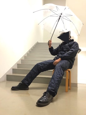 「傘」｜「アイテム（その他アウター）」を使った、SOMあさん（メンズ・176cm）の秋コーディネート