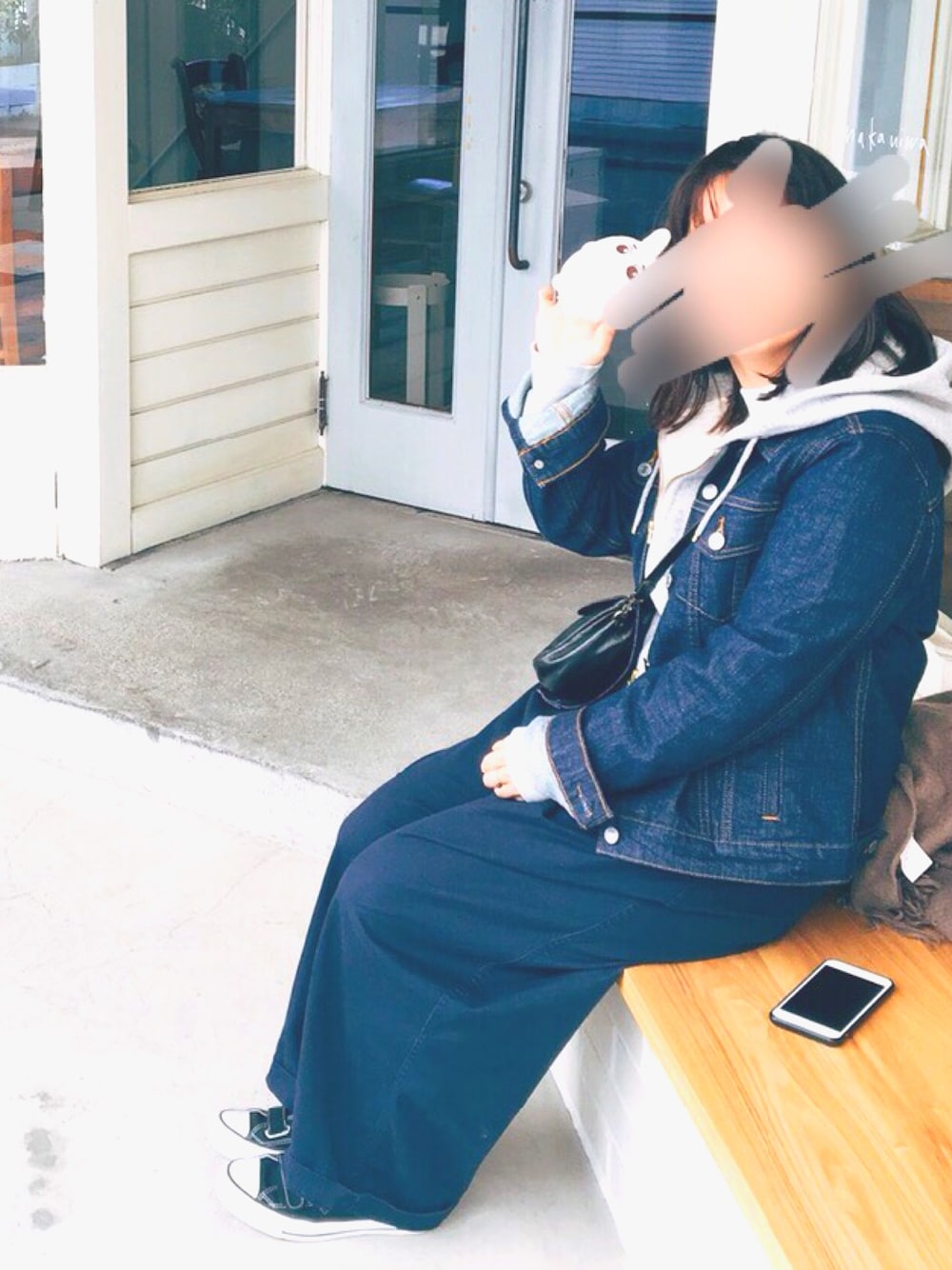 「カジュアル、デニム、Gジャン、パーカー、パーカー グレー、岐阜、柳ヶ瀬商店街、EXO、スホうさぎ、cafe nakaniwa」｜「niko and...のアイテム（チノパンツ、ブルー系）」を使った、jad_pj_dmwさん（レディース・147cm）の冬コーディネートの1枚目の写真