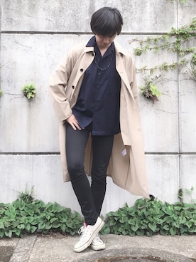 「ノーカラーシャツ」｜「アイテム（ステンカラーコート）」を使った、たいようさん（メンズ・171cm）の春コーディネート
