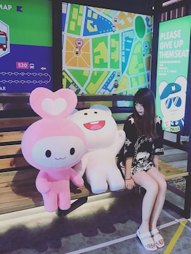 好大一只黑凤梨さんのコーディネート