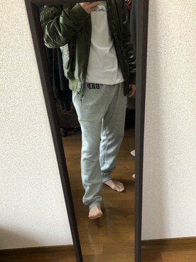 Gapロゴ モダン ジョガーパンツを使ったメンズ人気ファッションコーディネート Wear