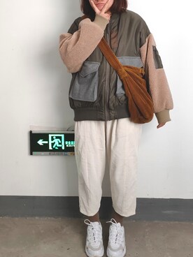 「CUBE SUGAR（キューブシュガー）のアイテム（MA-1）」を使った、caicaierlinさん（レディース・167cm）の冬コーディネート
