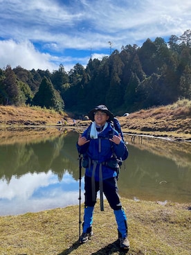「GAP（ギャップ）のアイテム（マウンテンパーカー）」を使った、j_jhongさん（メンズ・172cm）の夏コーディネート