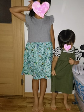 「green label relaxing（グリーンレーベルリラクシング）の【キッズ】GLR ボタニカルガラ ワンピース（ワンピース、ブルー系）」を使った、onikuさん（キッズ・130cm）の夏コーディネート