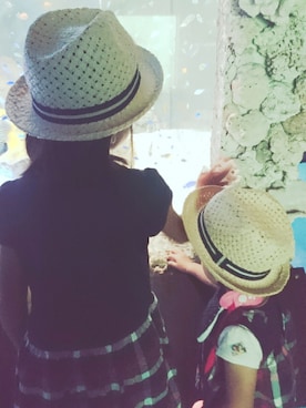 「green label relaxing（グリーンレーベルリラクシング）のGLRペーパーナカオレ ハット（ハット、ベージュ系）」を使った、onikuさん（キッズ・130cm）の夏コーディネート