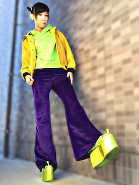 「YRU（-）のアイテム」を使った、みみたろうさん（レディース・166cm）の冬コーディネート