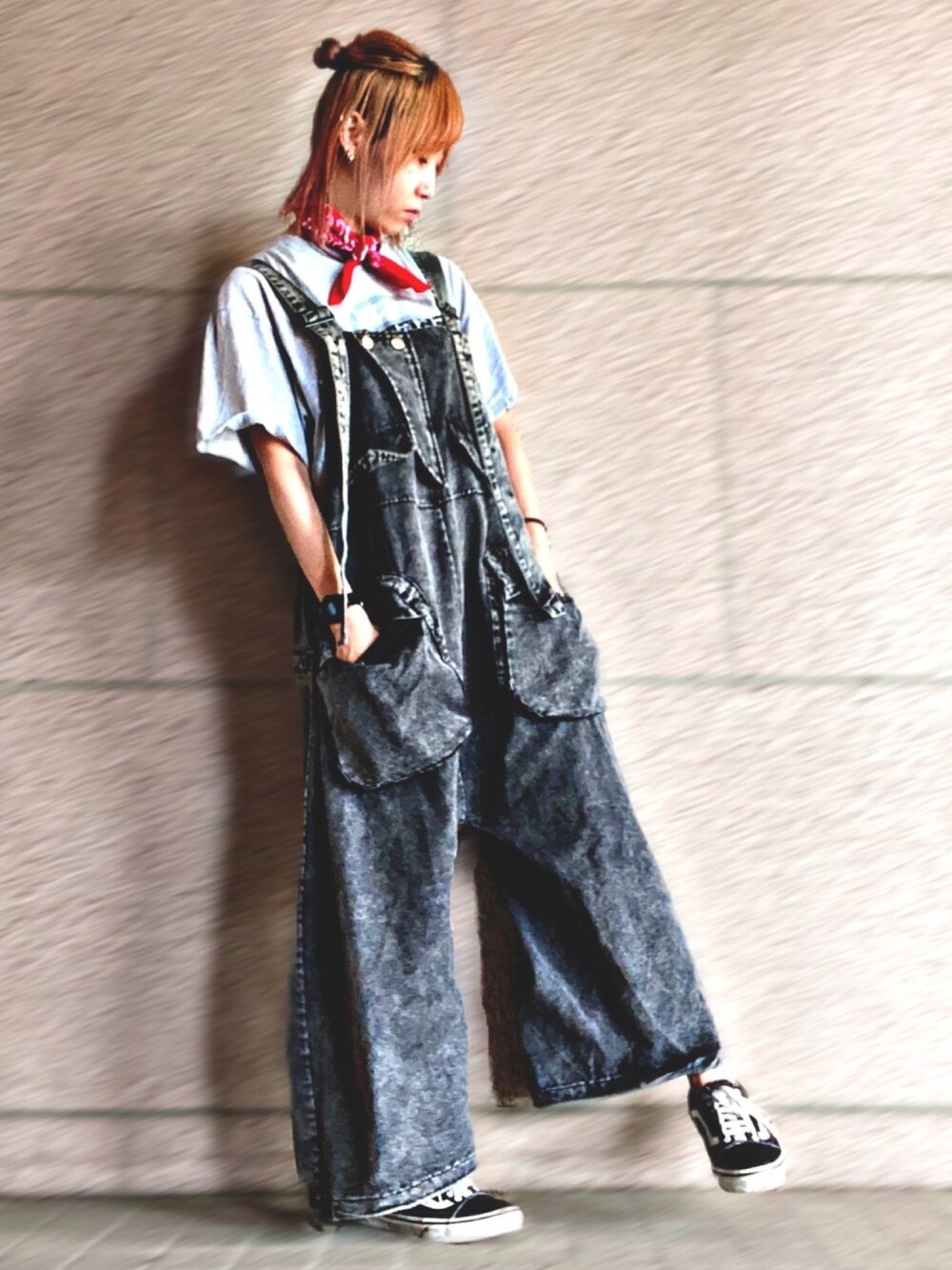 「カジュアル、ストリート、古着、ビッグシルエット、オーバーサイズ、oldskool、SK8　、ストリートカジュアル、古着MIX、ぼくのせかい」｜「NIKEのアイテム（Tシャツ/カットソー、グレー系）」を使った、みみたろうさん（レディース・166cm）の夏コーディネートの1枚目の写真