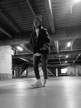 「ZOZO（ゾゾ）のスリムテーパードデニムパンツ［WOMEN］（デニムパンツ）」を使った、Maemiさん（レディース・170cm）の冬コーディネート