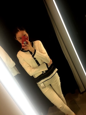 「ZARA（ザラ）のアイテム（ブルゾン、ホワイト系）」を使った、bellaxさん（レディース・170cm）の秋コーディネート