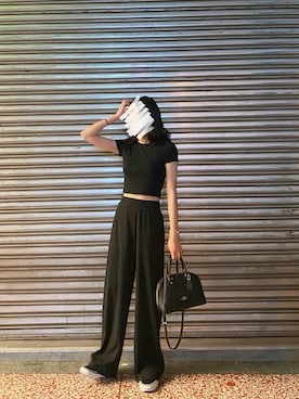 「5（ファイブ）のアイテム（パンツ）」を使った、Tobyさん（レディース・154cm）の秋コーディネート