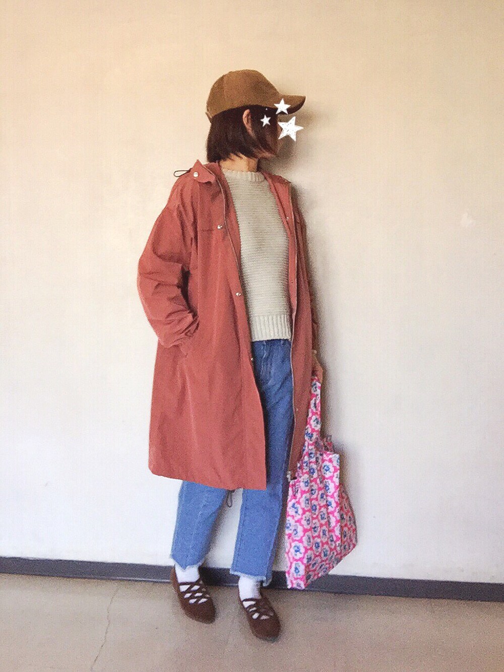 「オトナカジュアル、コーデュロイ、キャップ、マウンテンパーカー、ピンク、カットオフデニム、春コーデ、くすみピンク、花柄」｜「WEARバンド部のアイテム（音楽/本・雑誌、その他）」を使った、star☆さん（レディース・160cm）の春コーディネートの1枚目の写真