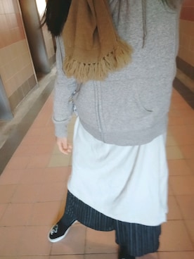 「UNIQLO（ユニクロ）のアイテム（スタジャン）」を使った、PeggyLiさん（レディース・155cm）の冬コーディネート