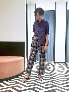 「PUBLUX（パブリュクス）のアイテム（サンダル）」を使った、尾崎こずえさん（レディース・167cm）の夏コーディネート