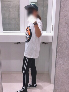 Adidas アディダス の Adidas スポーティーなルックスに仕上げたadidasの迷彩ベースボールキャップ キャップ Wear