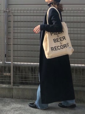 「アイテム（チェスターコート、ブルー系）」を使った、haruharu0907さん（レディース・165cm）の冬コーディネート
