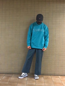 「TOMMY HILFIGER（トミーヒルフィガー）のアイテム（スウェット）」を使った、Nakaharaさん（メンズ・176cm）の冬コーディネート