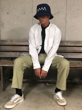 「アイテム（チノパンツ）」を使った、Nakaharaさん（メンズ・175cm）の秋コーディネート