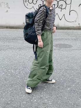 「チャックテイラー」｜「アイテム（アナログ腕時計）」を使った、まりんさん（レディース・155cm）の春コーディネート