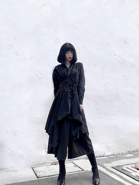 「darkwear」｜QiQi Tanさん（レディース・167cm）の春コーディネート