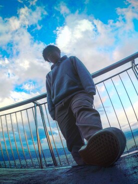 「Gopro」｜そーいちろさん（メンズ・165cm）の春コーディネート