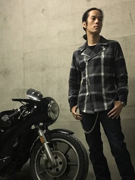 「フランネルシャツ」｜「アイテム（ライダースジャケット）」を使った、SAさん（メンズ・177cm）の秋コーディネート