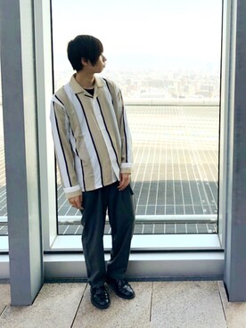 「tk.TAKEO KIKUCHI（ティーケータケオキクチ）のアイテム（スラックス）」を使った、tk.TAKEOKIKUCHI天王寺ミオさん（メンズ・170cm）の春コーディネート