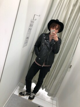 「Confirm（コンファーム）のアイテム（ライダースジャケット）」を使った、しゅんさん（メンズ・173cm）の冬コーディネート